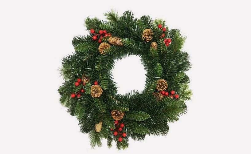 Ako si vyzdobiť vchodové dvere a predzáhradku vianočnou dekoráciou, Vianocny-veniec-Savona-zelena-pr-50-cm