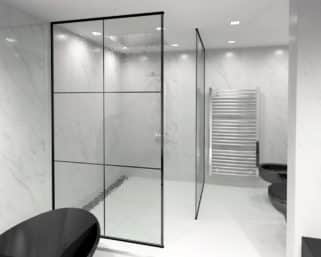 Stavte na moderný sklenený sprchový kút