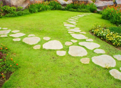 Záhradné chodníky kameň