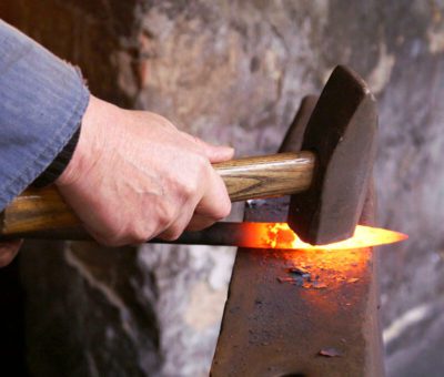 Kovy pri stavbe objektov? Prečo nie!