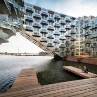 Budova Sluishuis vytvára plávajúci efekt
