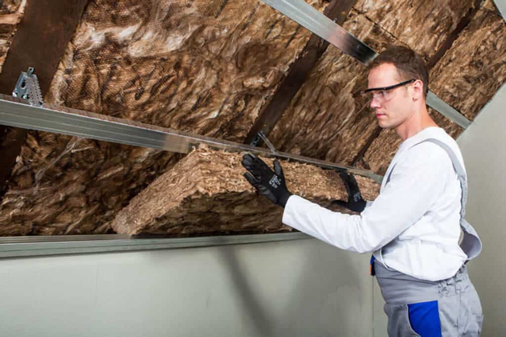 Zateplenie sikmej strechy