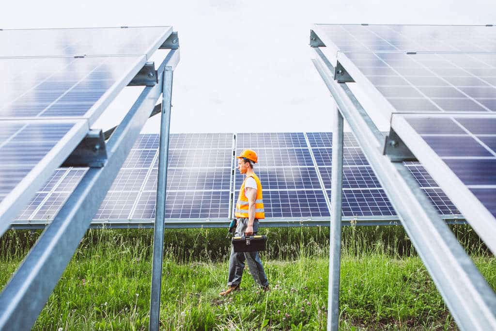 Solárna energia je obmedzená tým, ako dlho je slnko vonku