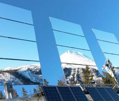 Obrovské zrkadlo v Rjukan: Ako priviesť slnko do tieňa položeného mesta