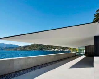 The Water House: Vysnívaný dom na brehu jazera v Japonsku
