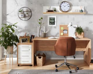 Kancelária alebo pracovný kútik v obývačke