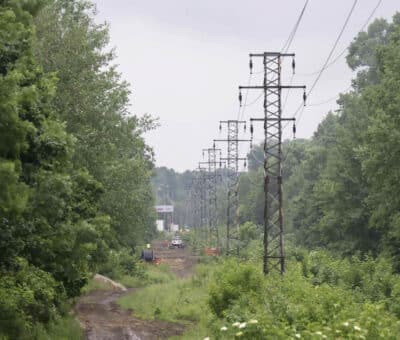Cezhraničná spolupráca zabezpečí spoľahlivé dodávky elektriny