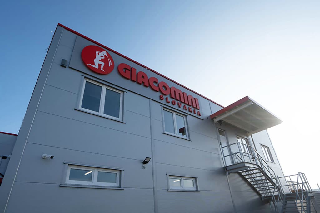 Vieme znížiť náklady a pritom nestratiť kvalitu Opláštenie