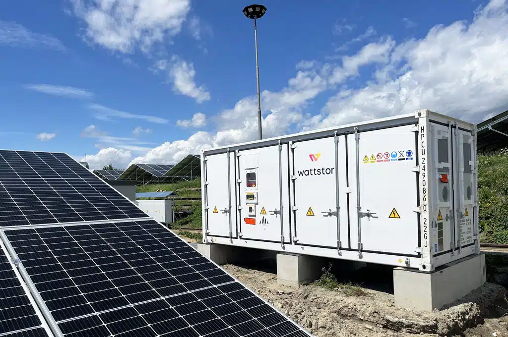 Čo potrebujete vedieť pri inštalácií batériových úložísk