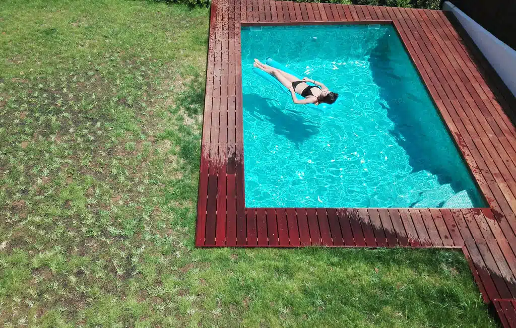 Výhody slaného bazénu oproti klasickému s chlórom