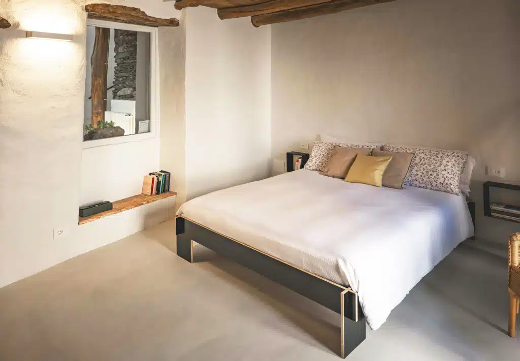 Jednoduchá spálňa nie je o obmedzení