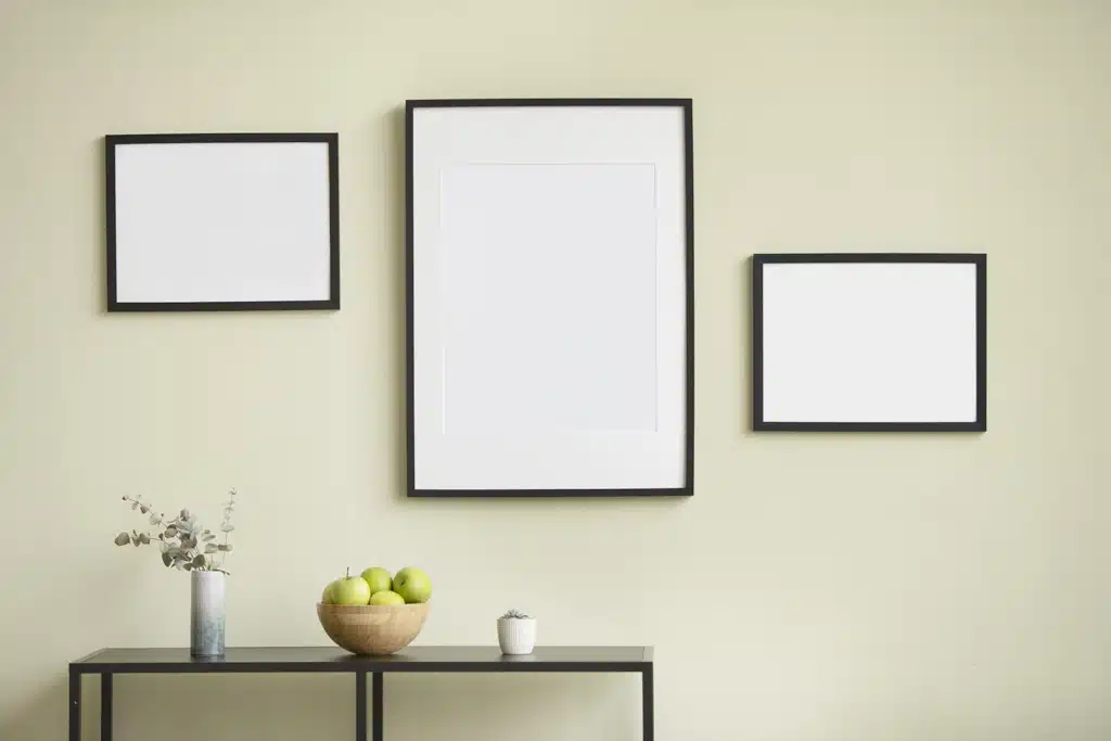 Náhodné rozmiestnenie obrazov bez súvislostí